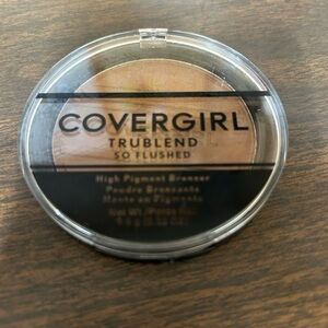 Covergirl true blend High Pigment Blush 400 Ebony NEE